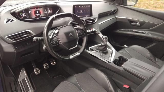 Peugeot 3008 image 8