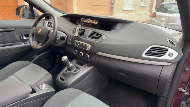 Renault Scénic image 1