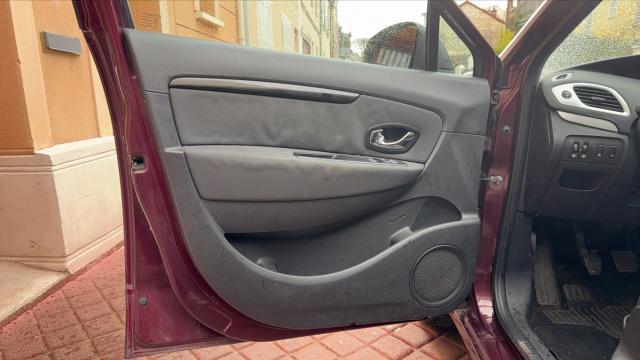 Renault Scénic image 8