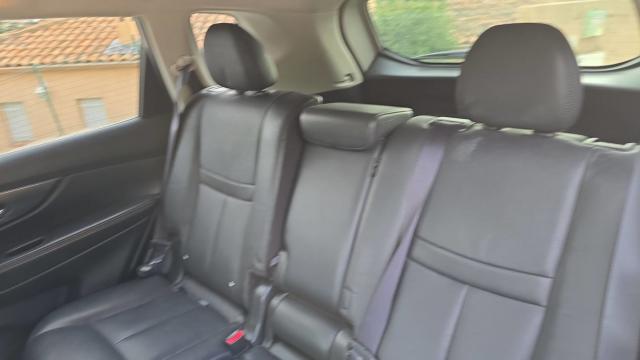 Nissan X-Trail image 1