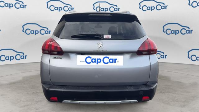 Peugeot 2008 image 2