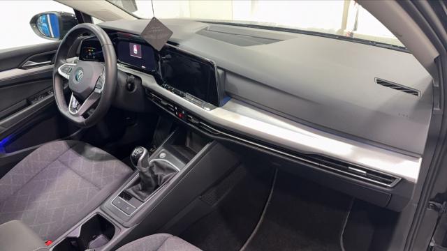 Volkswagen Golf image 2