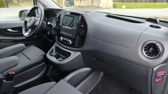 Mercedes Benz Vito image 4