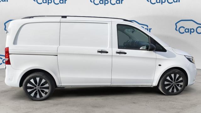 Mercedes Benz Vito image 2