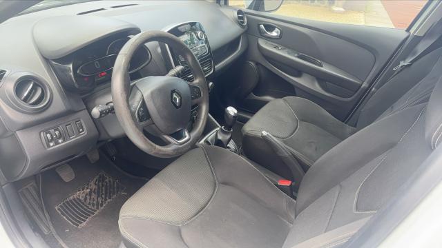 Renault Clio image 9