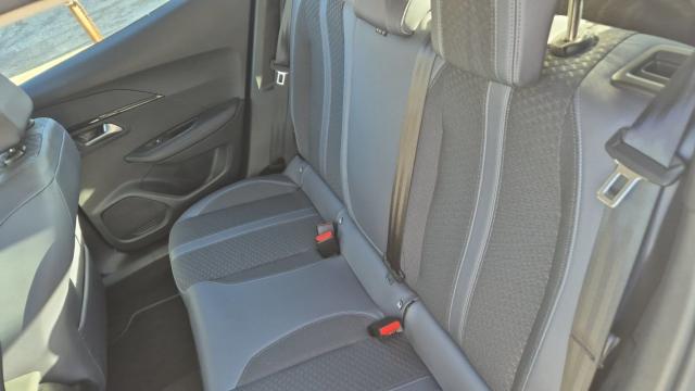 Peugeot 2008 image 4