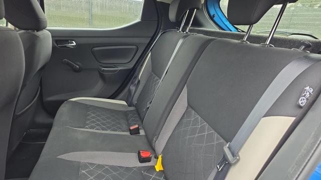 Nissan Micra image 5