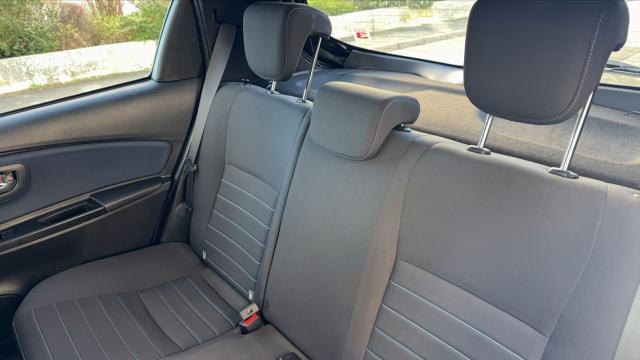 Toyota Yaris image 5