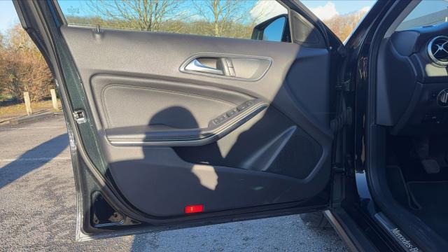 Mercedes Benz Classe Gla image 1