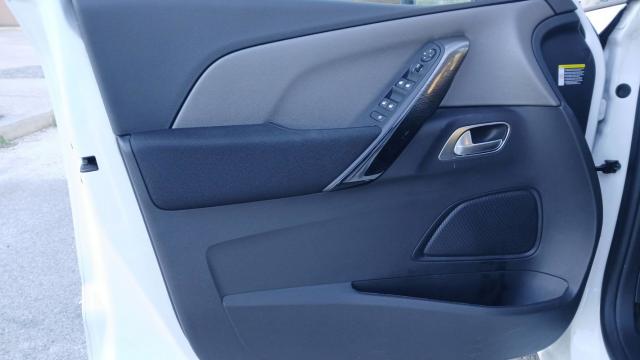 Citroen C4 Picasso image 2