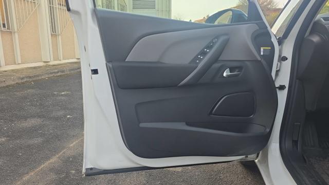 Citroen Grand C4 Spacetourer image 7