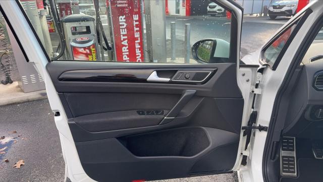 Volkswagen Golf Sportsvan image 9