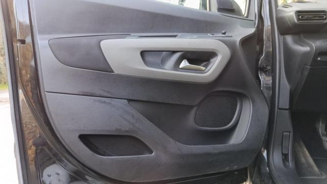 Peugeot Rifter image 4