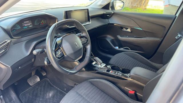 Peugeot E-208 image 7