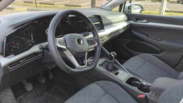 Volkswagen Golf image 8