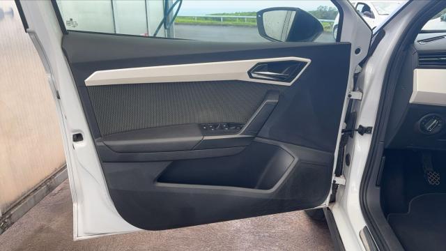 Seat Arona image 8