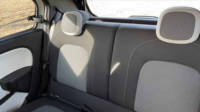Renault Twingo image 8