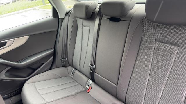 Audi A4 image 6