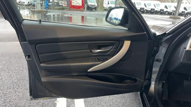 Bmw Série 3 image 3