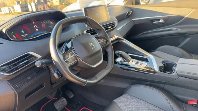 Peugeot 3008 image 3