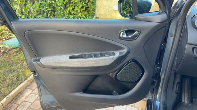 Renault Zoe image 8