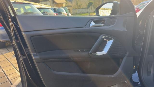 Peugeot 308 image 5