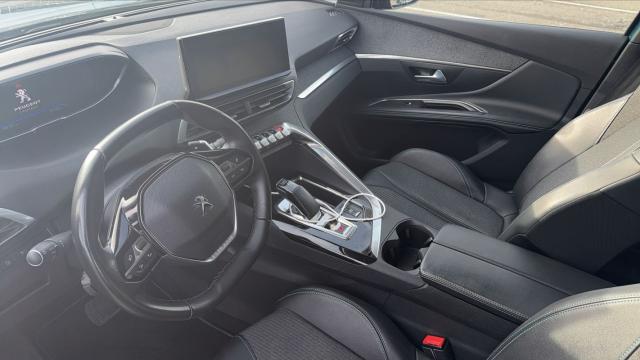 Peugeot 3008 image 8