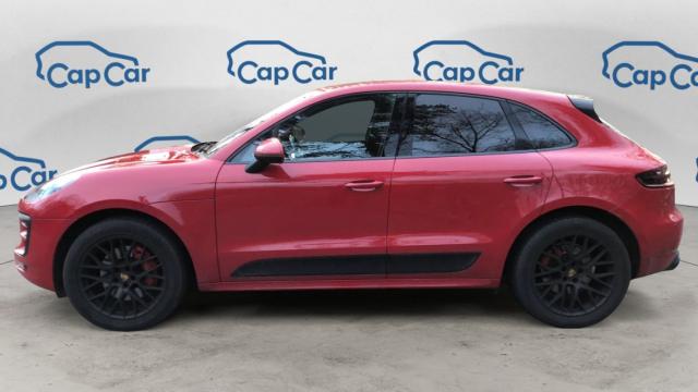 Porsche Macan image 1