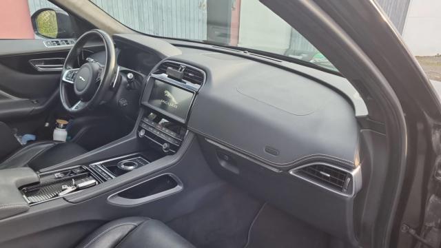 Jaguar F-Pace image 1