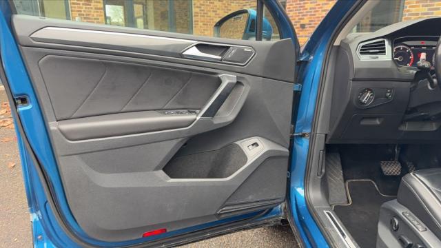 Volkswagen Tiguan image 9