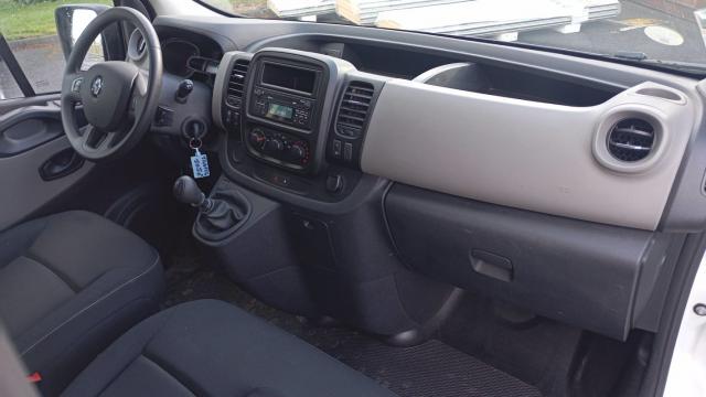 Renault Trafic image 3