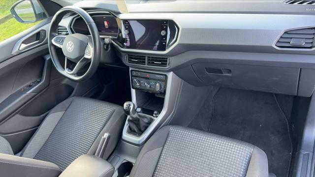 Volkswagen T-Cross image 3