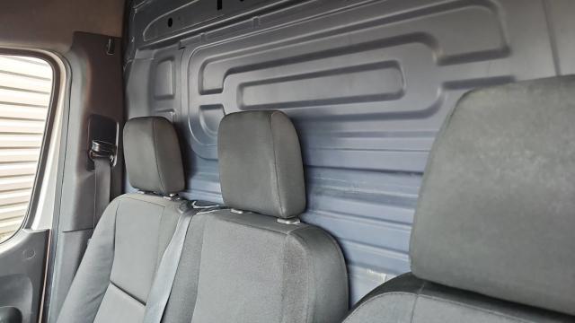 Mercedes Benz Sprinter image 7