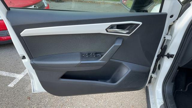 Seat Arona image 7