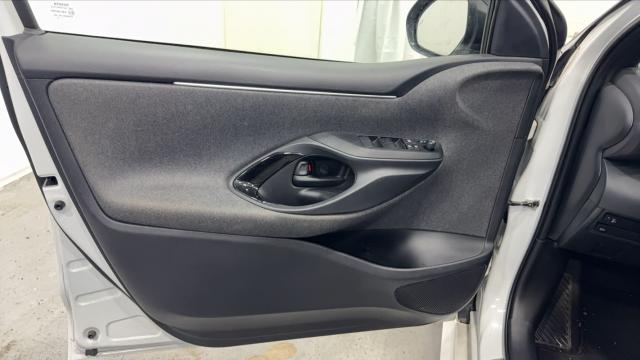 Toyota Yaris image 6