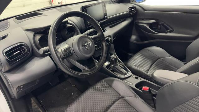 Toyota Yaris image 8