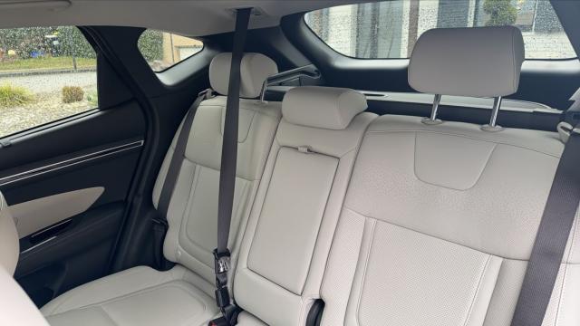 Hyundai Tucson image 9