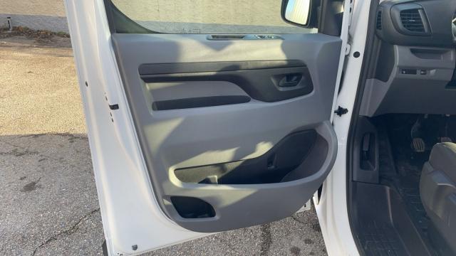 Citroen Jumpy image 4