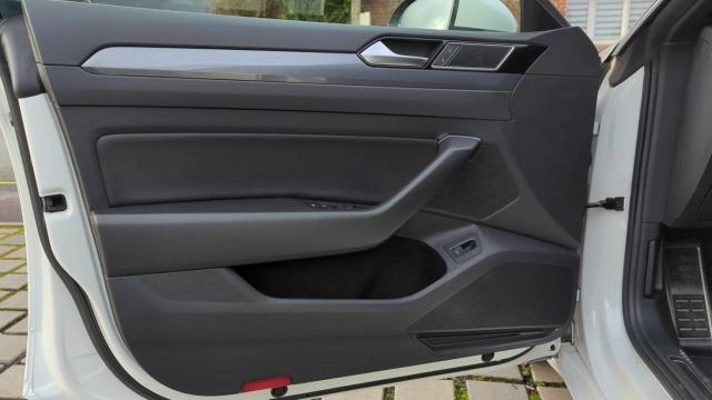 Volkswagen Arteon image 9