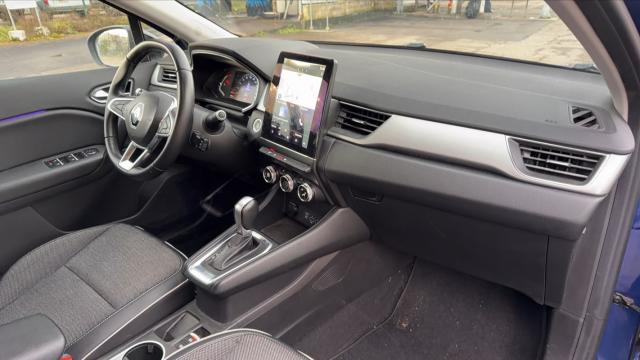 Renault Captur image 2