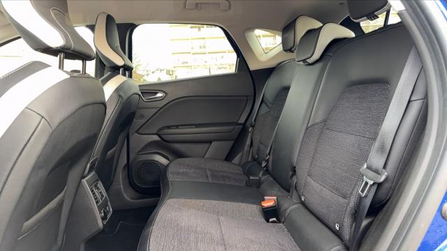 Renault Captur image 8