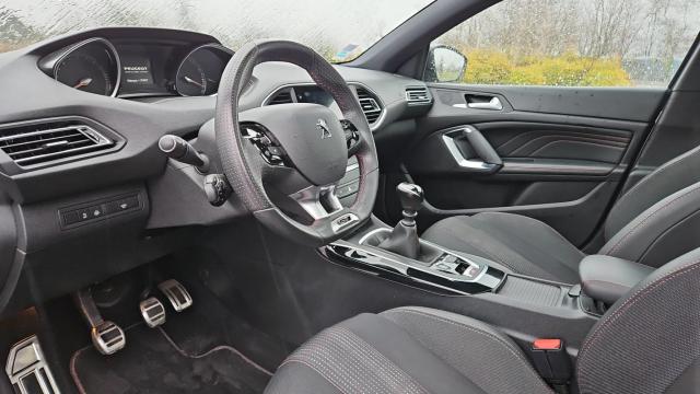 Peugeot 308 image 3