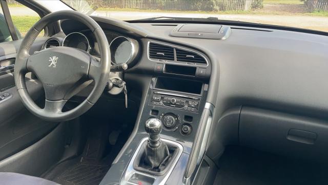 Peugeot 3008 image 7