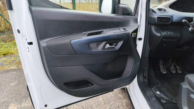 Peugeot Rifter image 1