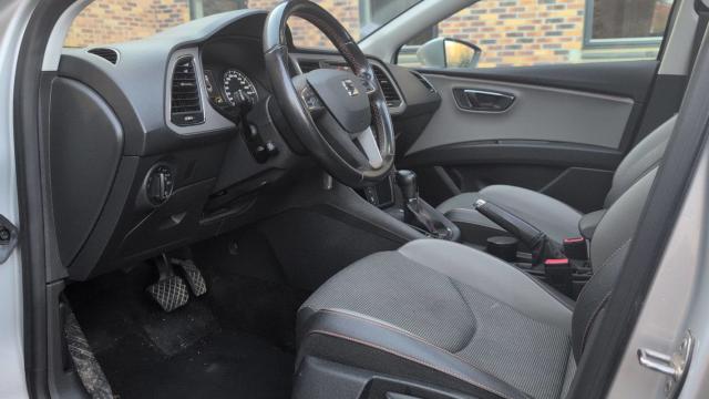 Seat Leon image 1
