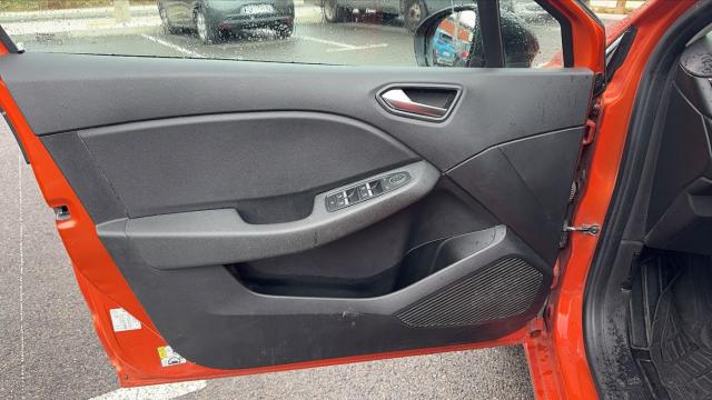 Renault Clio image 4