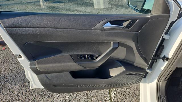 Volkswagen Polo image 8