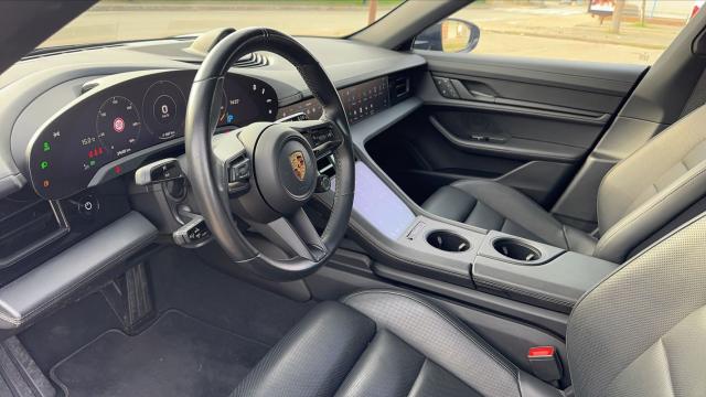 Porsche Taycan image 3