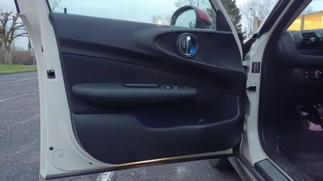 Mini Clubman image 6