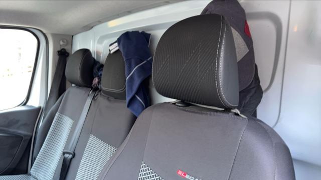 Renault Trafic image 4